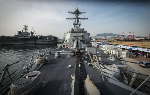 Corea del Norte promete respuesta al "insensato" despliegue naval de EE.UU.