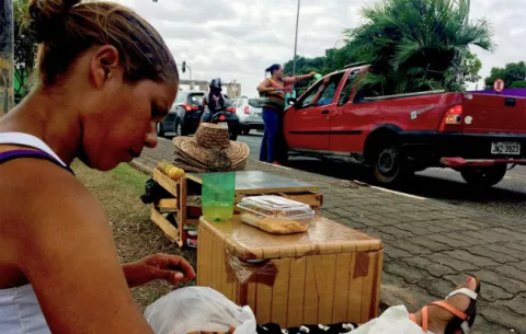 Crisis empuja a más de 12,000 venezolanos a huir a Brasil 