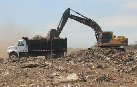 Anuncian reapertura del vertedero de basura de Chitré