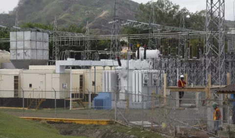Advierten estrategia para    la privatización de Etesa 