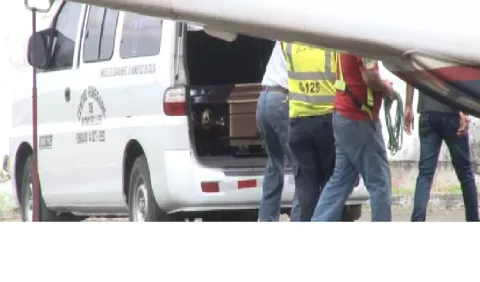 Honras fúnebres de dos víctimas de  la explosión