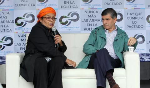 Retoman diálogo de paz en Quito en mayo