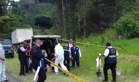 Hallan nuevos restos óseos en  Loma Colorada
