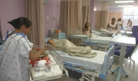 Más de $171 millones  costarían  licencias de maternidad y paternidad  