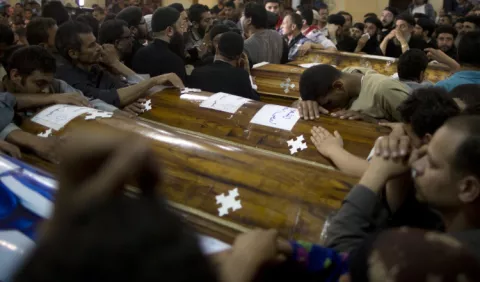 EI se declara responsable de ataque a coptos