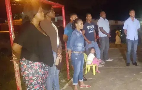 Movimiento "Yo le creo a Dios" realizó en Colón su vigilia por la paz