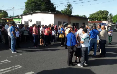 Reclaman a Varela atraso en construcción de colegio en David