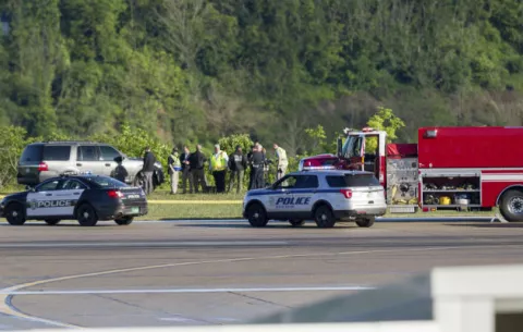 Avión se estrella en Virginia Occidental; hay dos muertos 
