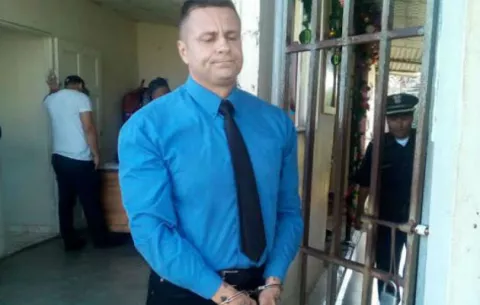 Audiencia contra "Salvaje Bill" es suspendida por tercera ocasión
