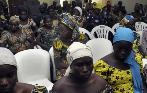 Vuelven a casa las 82 chicas secuestradas hace tres años por Boko Haram