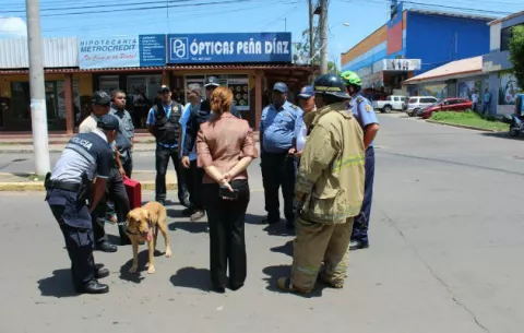 Comercios y bancos de Aguadulce evacuados por amenaza de bomba 