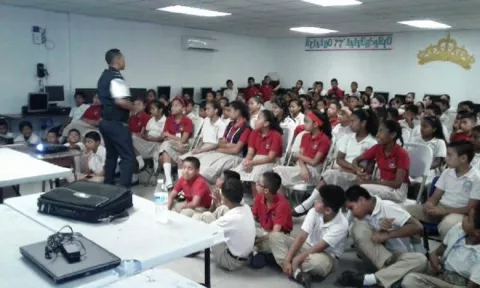Estudiantes de la provincia de Colón son capacitados contra el Bullying