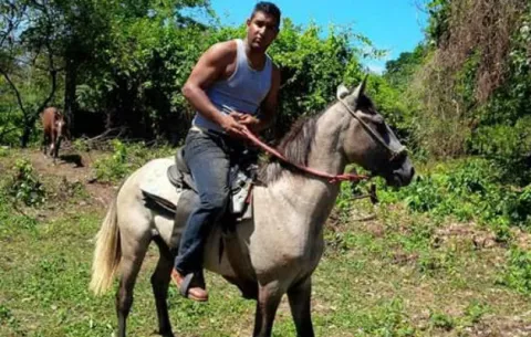 'El Caníbal' es el mayor de siete hermanos