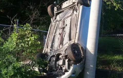 Conductor se salvó de milagro al volcarse en Boquerón 