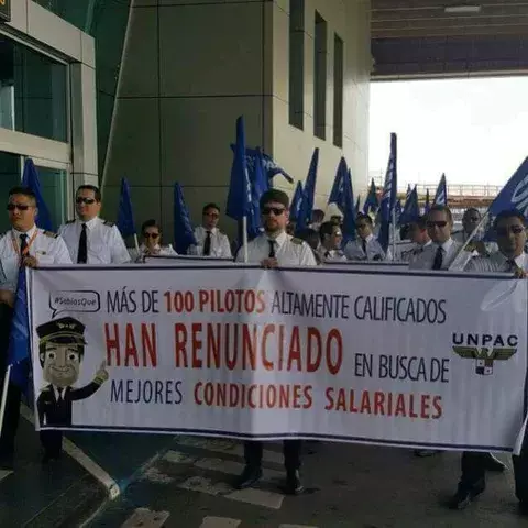 Pilotos de Copa, con salarios entre los peores de la industria