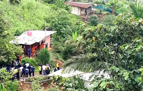 Familiares exigen entrega del cuerpo de víctima en desalojos