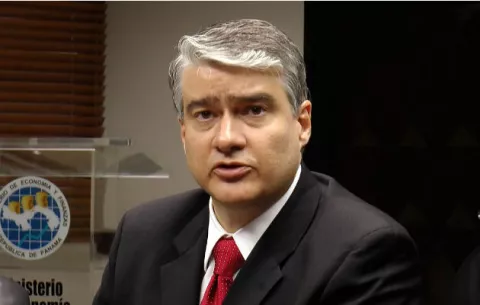 Gobierno promoverá debate nacional para evaluar tipificar evasión fiscal