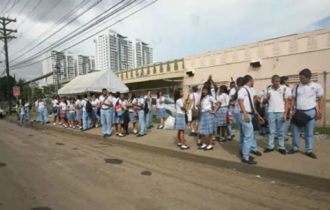 Unos 40 centros educativos anuncian aumentos en matrícula para el 2018