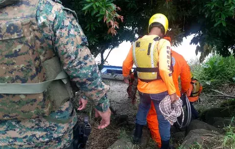 Hallan flotando cuerpo de desaparecido en río Sixaola