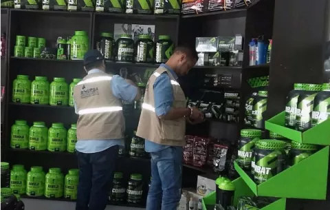 Aupsa y el Minsa decomisan suplementos dietéticos