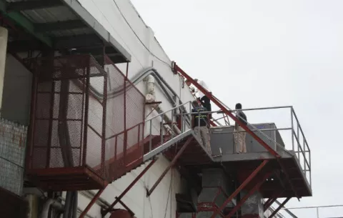 Delincuentes hurtan en almacén en La Chorrera 