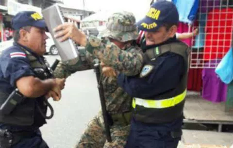 Abordan en reunión incidente entre y policías ticos y Senafront