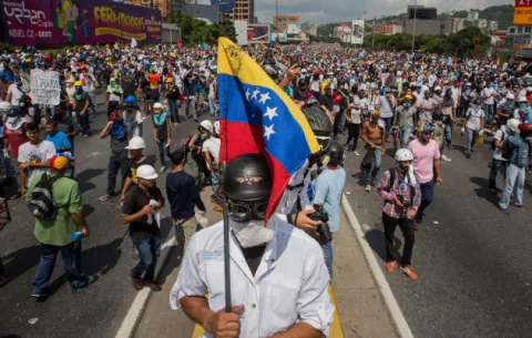 Oposición venezolana convoca para mañana a la "marcha de los abuelos"