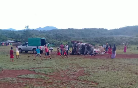 Maestro muere tras vuelco en Cerro Banco