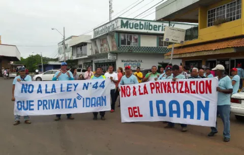 Aguadulceños aseguran que quieren privatizar el Idaan