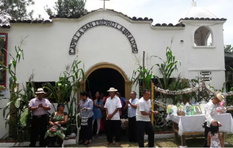 Honran al santo de la agricultura san Isidro