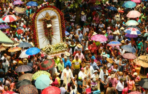 Todo Listo para celebrar al Señor de los Milagros en La Mesa