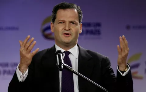 Gobierno colombiano pide a candidatos respetar participación política de las Farc