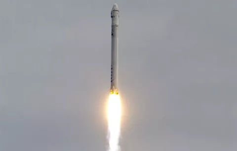 SpaceX lanza con éxito su primer satélite espía para el Gobierno de EE.UU.