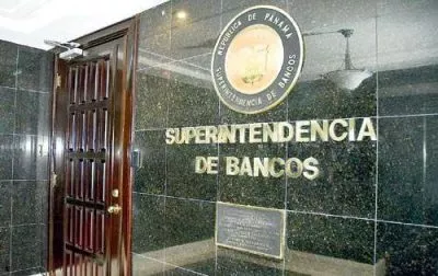 Superintendencia asegura que Asobank no tiene licencia 