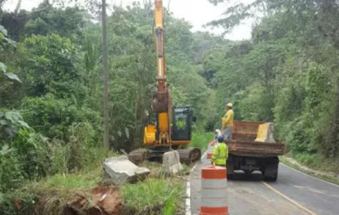 Tramo de vía hacia Caimito se mantiene cerrado