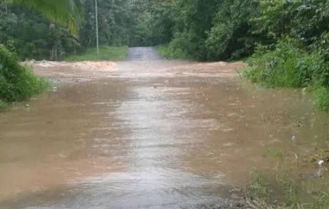 Falta de puente vehicular afecta a 20 comunidades en Capira