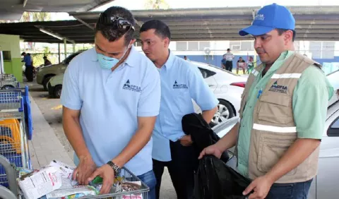5   millones de libras de productos alimenticios, destruidos en 18 meses     