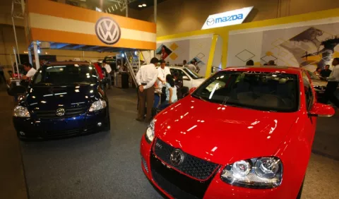 Vendedores de autos rechazan planteamientos de Chinchilla