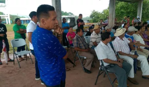 Esperan  por   sus títulos de propiedad