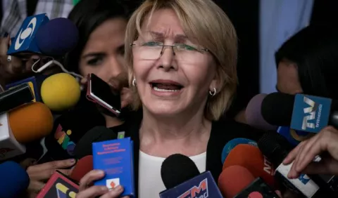 Presenta tres nuevas acciones para detener plan de constituyente