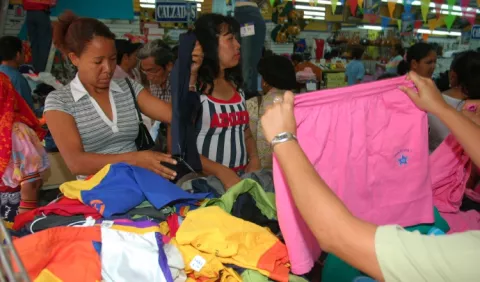 Baja venta en los 'malls' afecta ingresos por  ITBMS