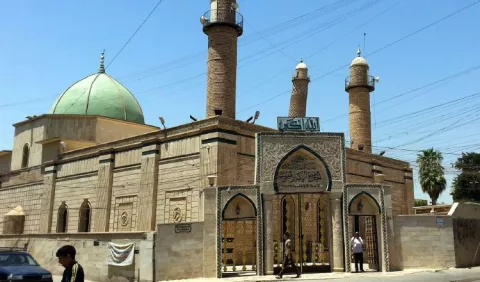 EI destruye emblemática mezquita en Mosul 