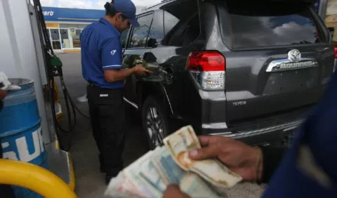 Combustibles con bajas 