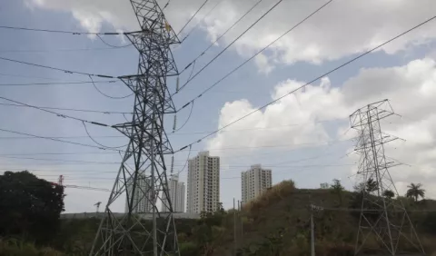 Solicitan que Etesa haga mayor inversión en red de transmisión 