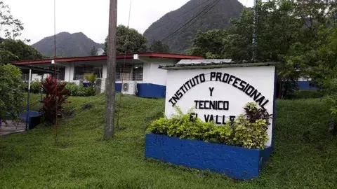 ¿Cuál es el misterio que envuelve a este colegio en el Valle de Antón?