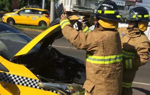 Cuatro lesionados deja accidente en vía Interamericana en Santiago