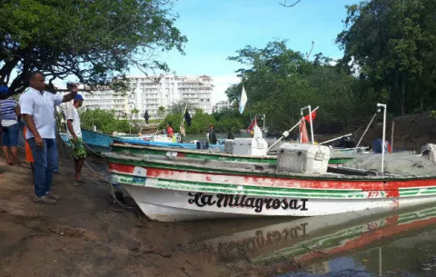 Pescadores de playa Boca de Río Hato temen ser desalojados