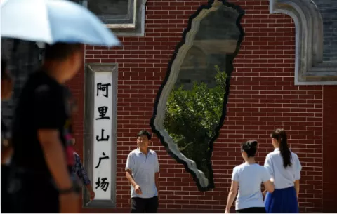 El FMI urge a China a acelerar reformas para sostener el crecimiento
