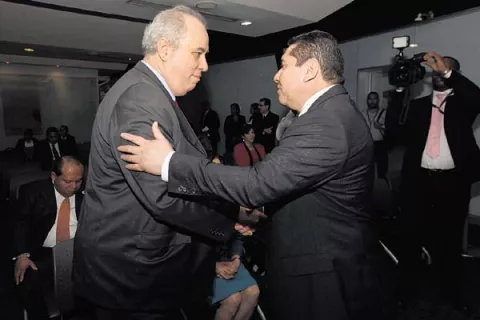 Corte le pone freno a donaciones que diputados hacían con fondos públicos