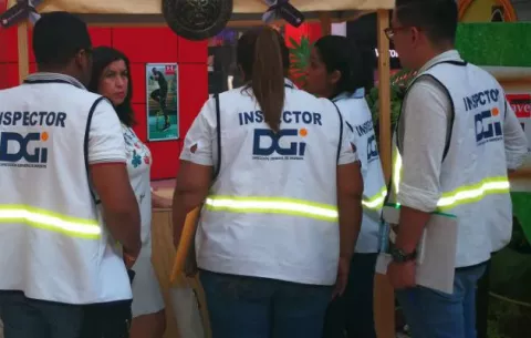 Comercios son sancionados por no facturar correctamente